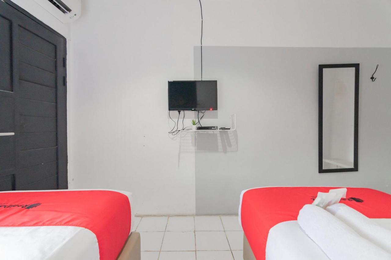 Reddoorz At Sani Guest House Balikpapan Exterior photo